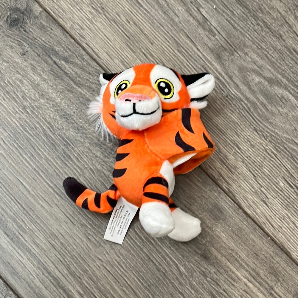 Rajah Disney Cutie Cuff!